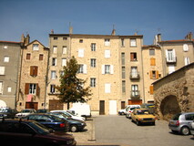 Hotel et gite à vendre à Langogne