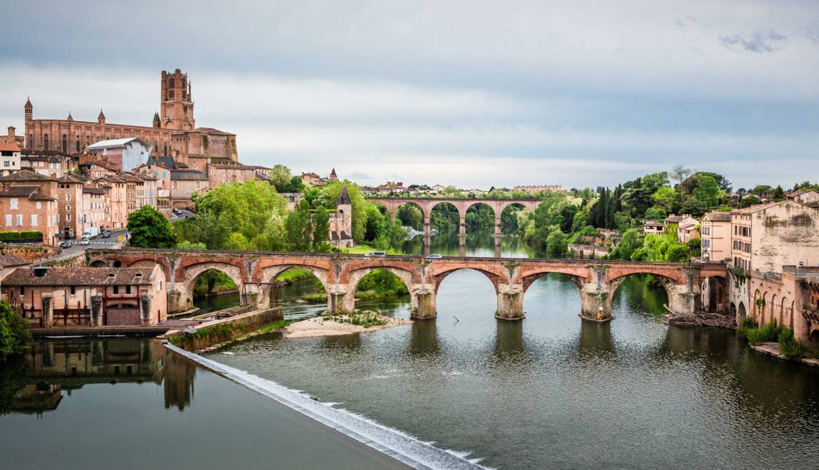 Hotel et gite à vendre à Albi